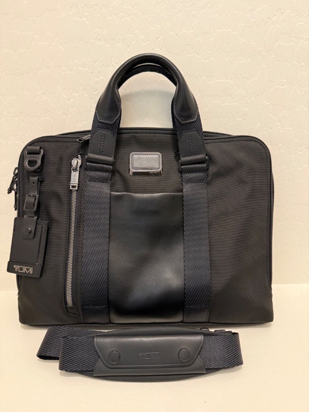 Tumi Alpha Bravo Aviano Slim Brief - Black